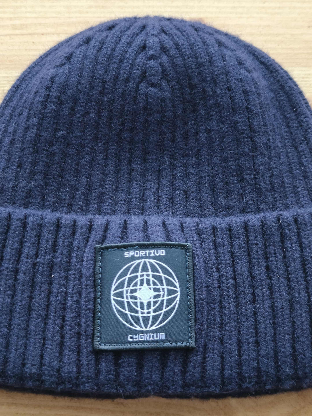 Majoris Winter Ribbed Beanie - Navy