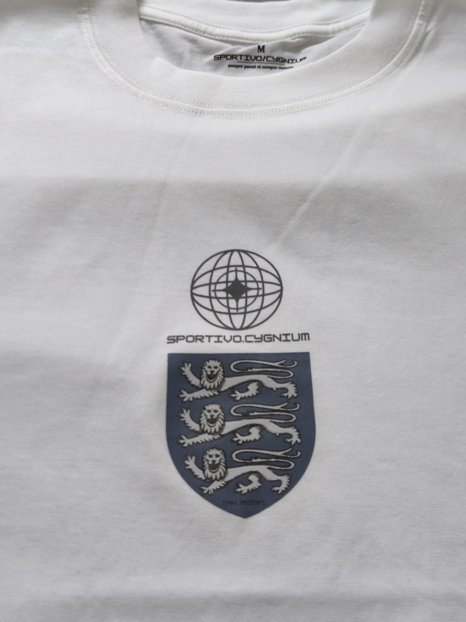 Tres Leones T Shirt in White